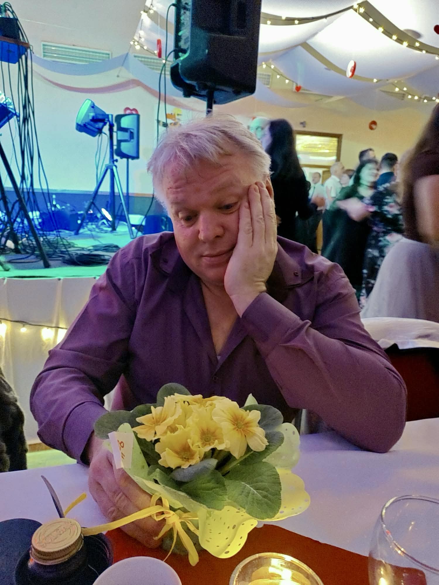 b6e4566b-8bd7-4090-afb7-d0ac6e149819